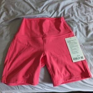 Align 6" shorts - lip gloss